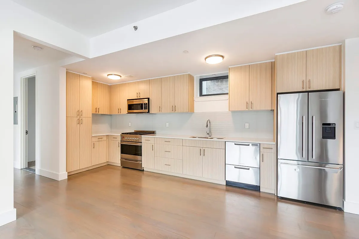 52 Convent Ave #30 - Photo 3 of 8