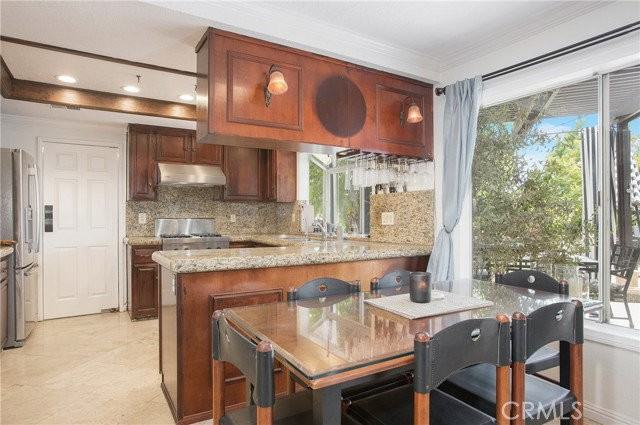 25242 Bentwood - Photo 4 of 8