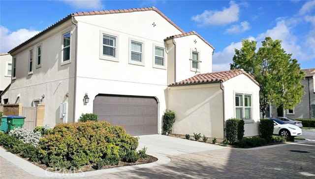 137 Hemisphere - Photo 2 of 8