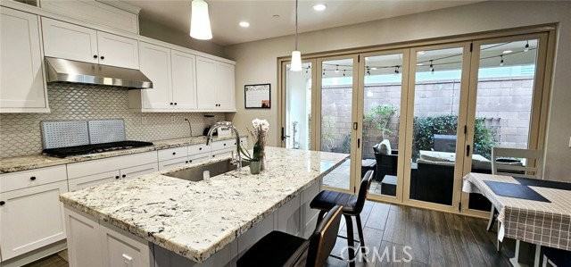 137 Hemisphere - Photo 7 of 8