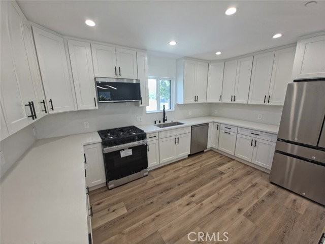 7333 Vanalden Ave - Photo 3 of 8