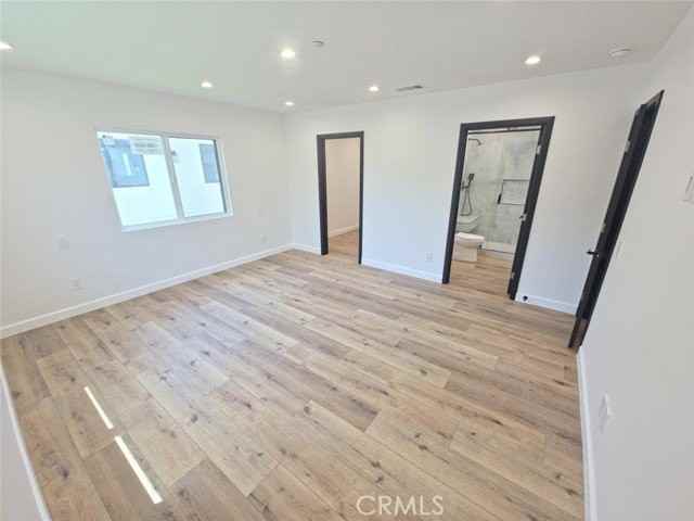 7333 Vanalden Ave - Photo 4 of 8