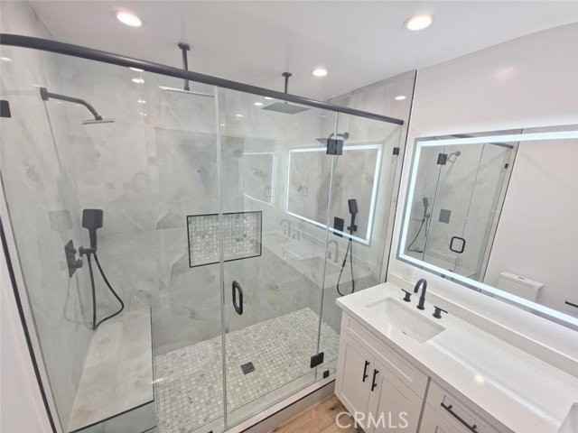 7333 Vanalden Ave - Photo 5 of 8