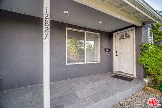 12827 Sylvan St - Photo 4 of 8