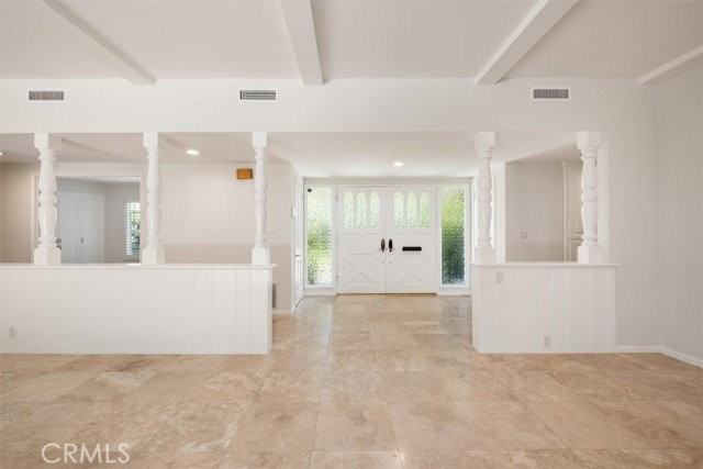 3969 Longridge Ave - Photo 4 of 8