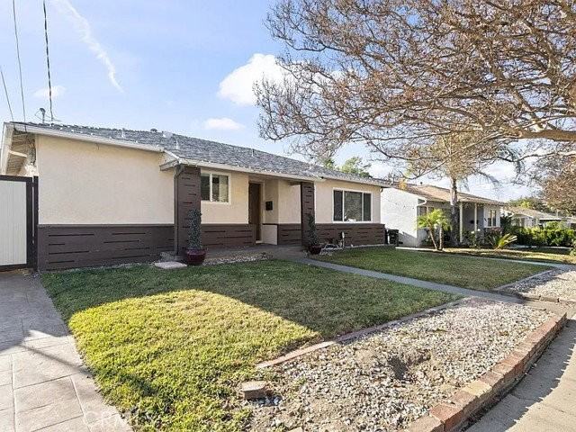 8315 Valecrest Dr - Photo 2 of 8