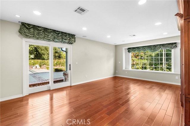 4421 Rochelle Pl - Photo 6 of 6