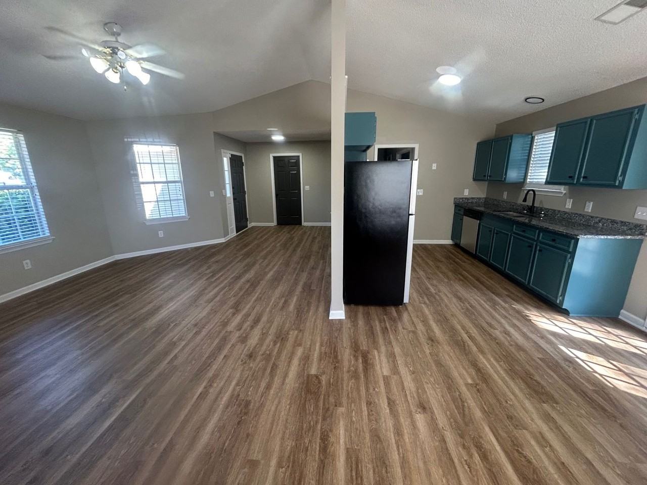 25 Oak Lake Ct - Photo 6 of 45