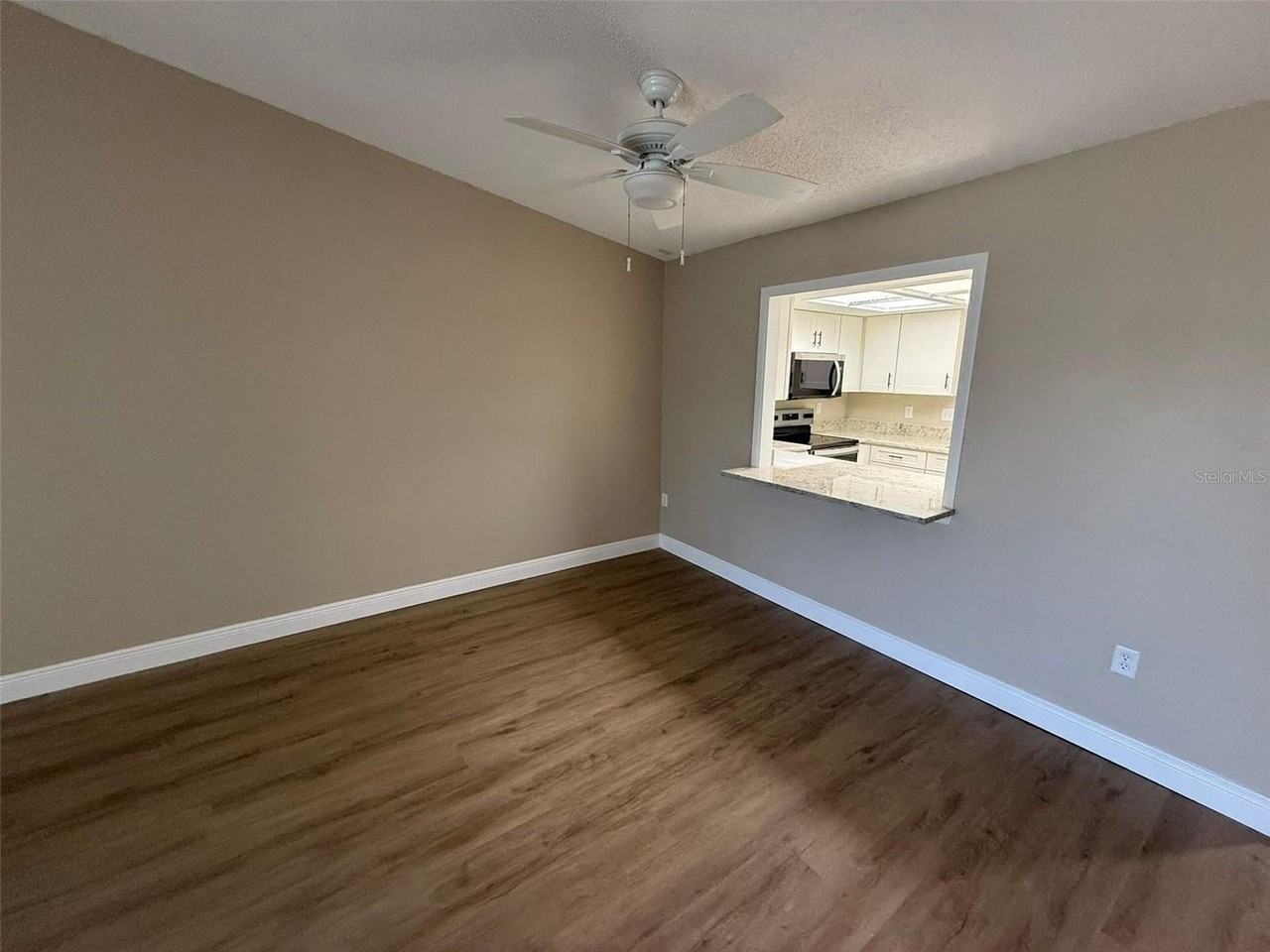 3111 Riverside Dr #B - Photo 5 of 14