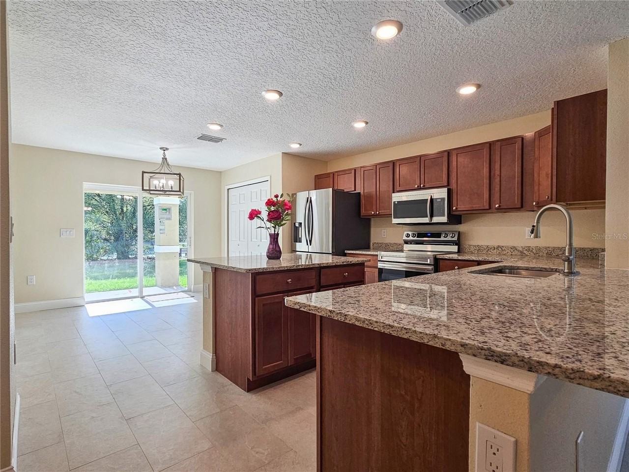 6921 CENTRAL AVENUE - Photo 7 of 24