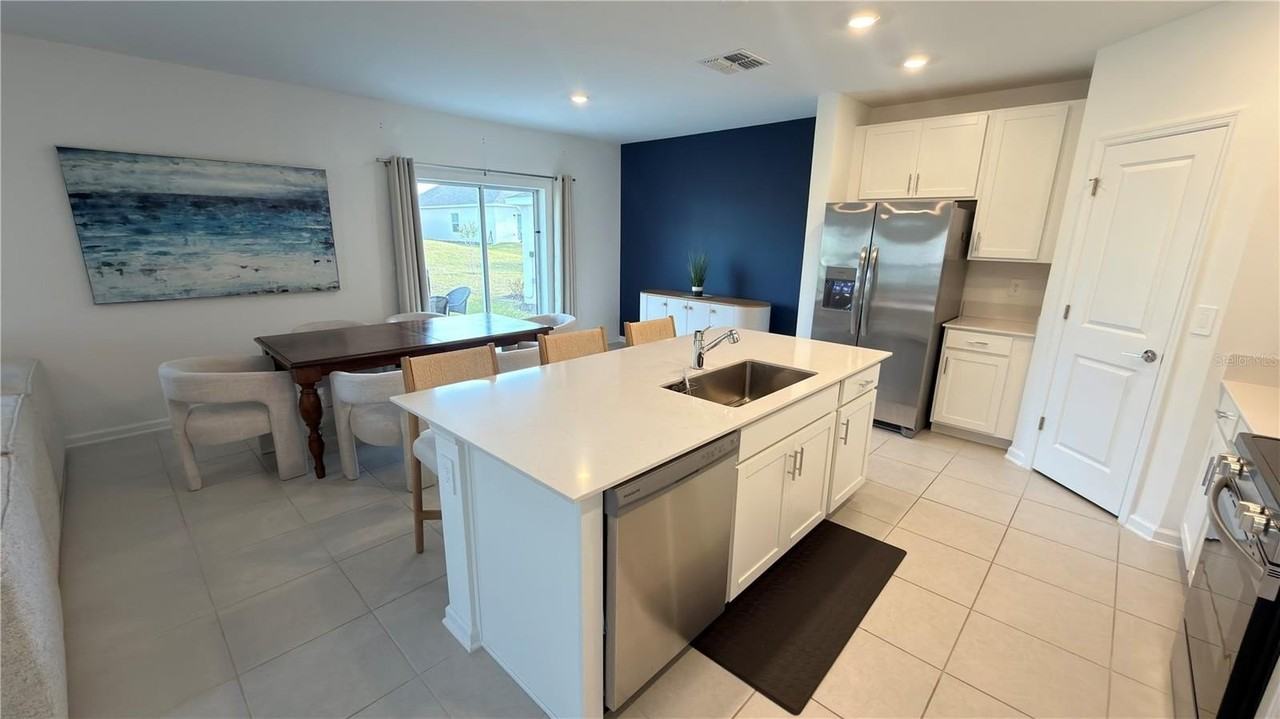 2731 Armstrong Ave - Photo 3 of 46