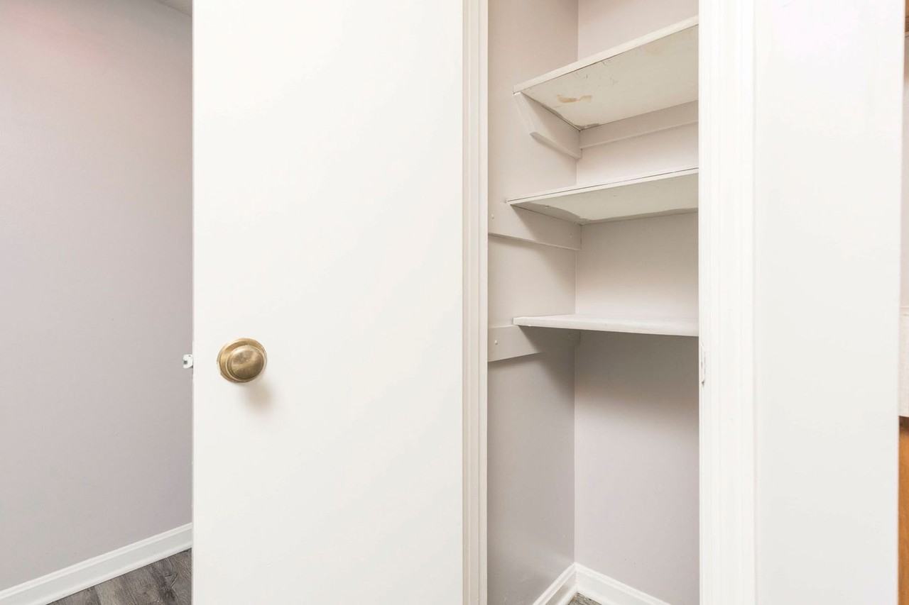 735 S 2nd Street - Photo 7 of 20