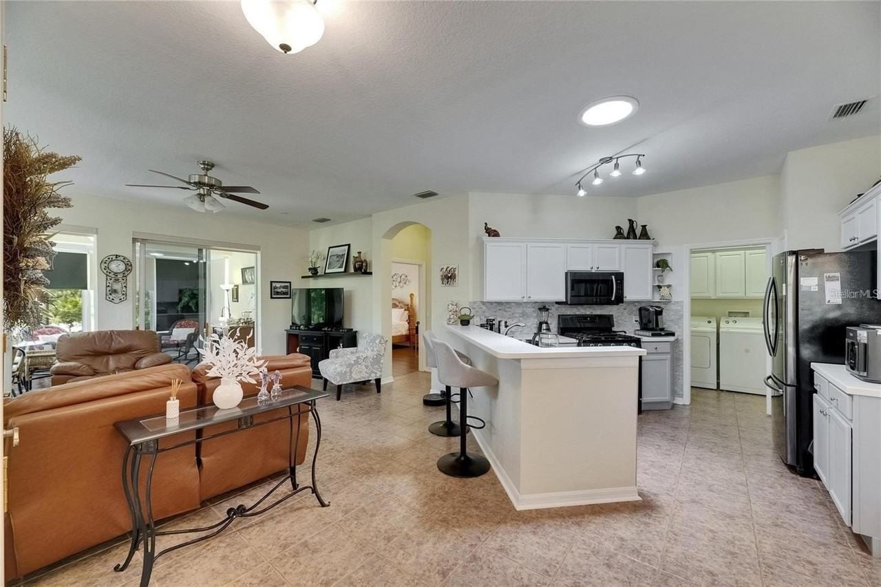 2068 Sifield Greens Way - Photo 7 of 50