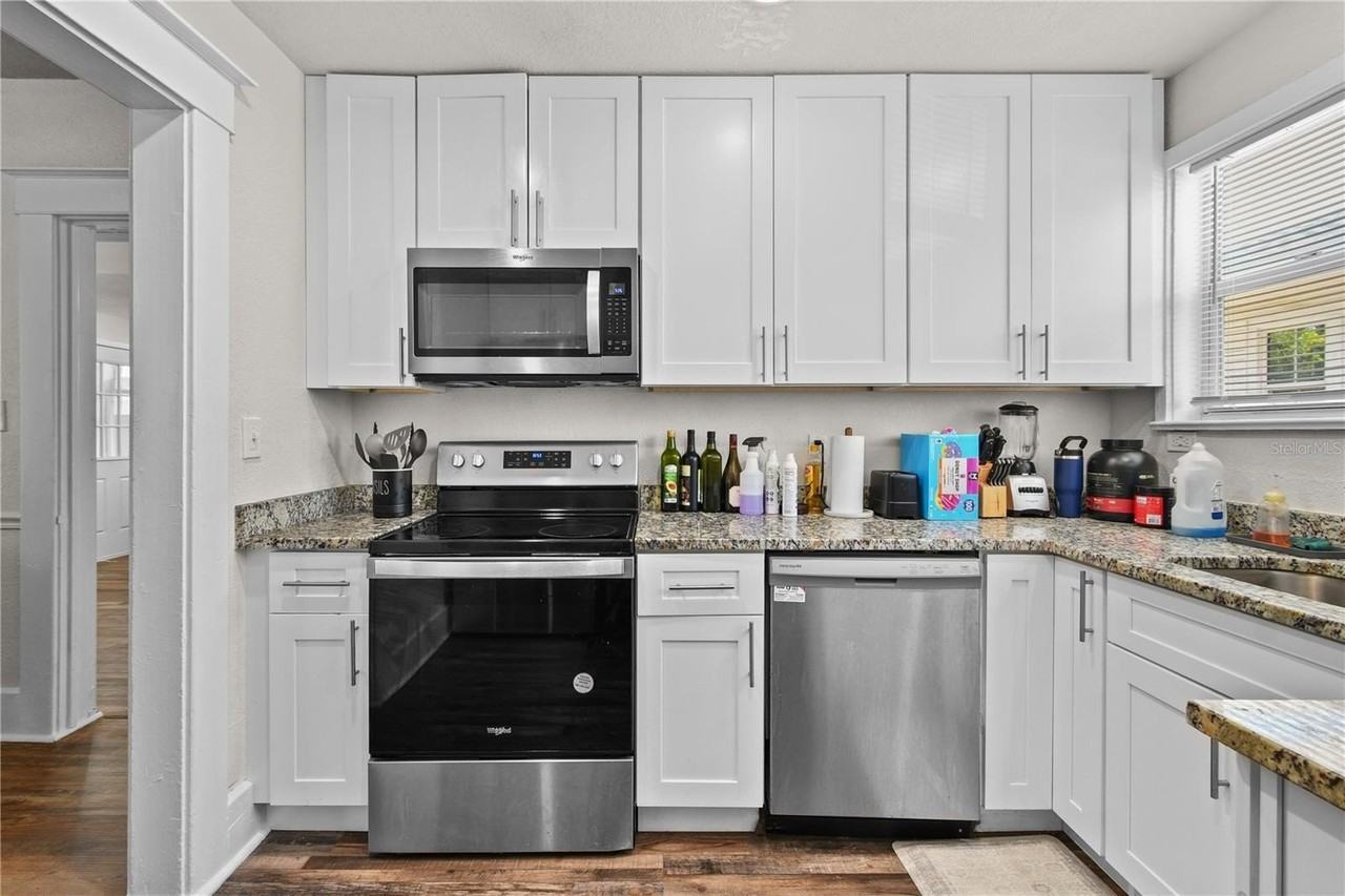 766 13th Ave S - Photo 7 of 22