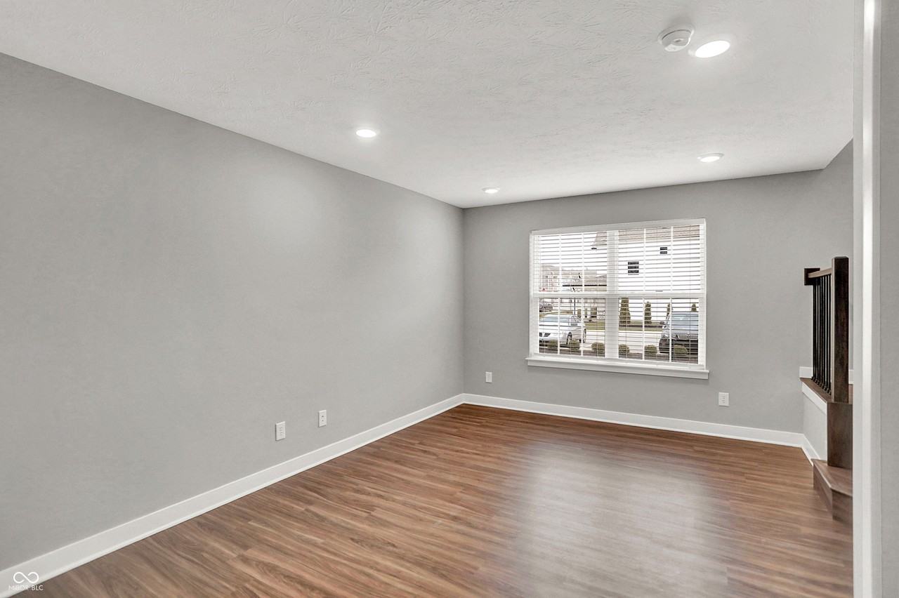 3517 Buckner Dr - Photo 6 of 39