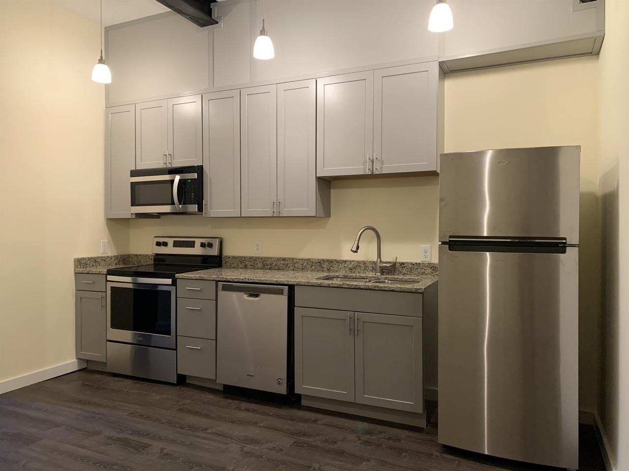 833 N Market St #202 - Photo 4 of 11