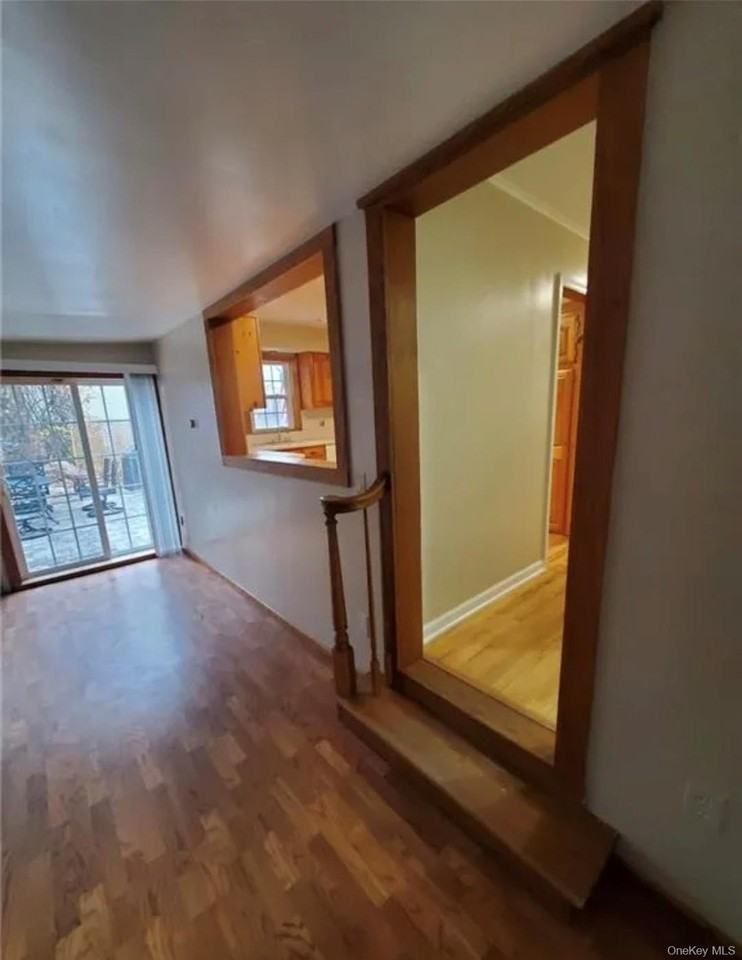 32 Cherry St - Photo 3 of 13