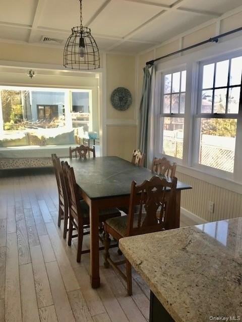 16 Crescent Ave - Photo 3 of 10