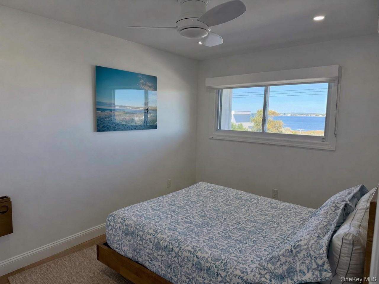 585 Dune Rd - Photo 6 of 11