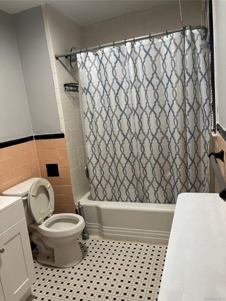 145 New Hyde Park Rd #139 - Photo 5 of 16