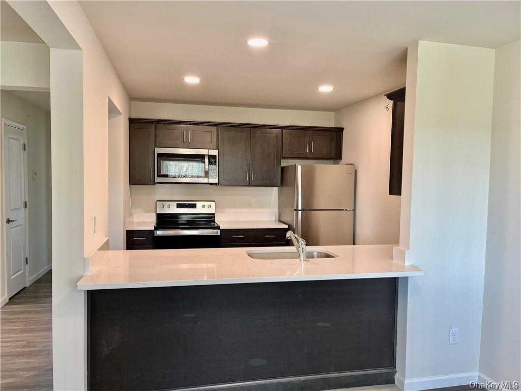 206 Golf Links Rd #613