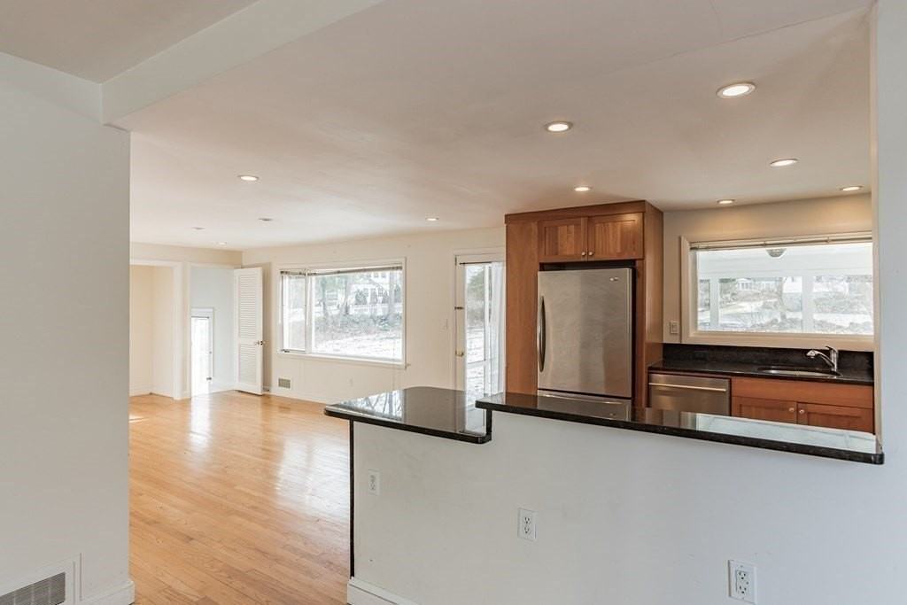 34 Karlton Cir #34 - Photo 2 of 18