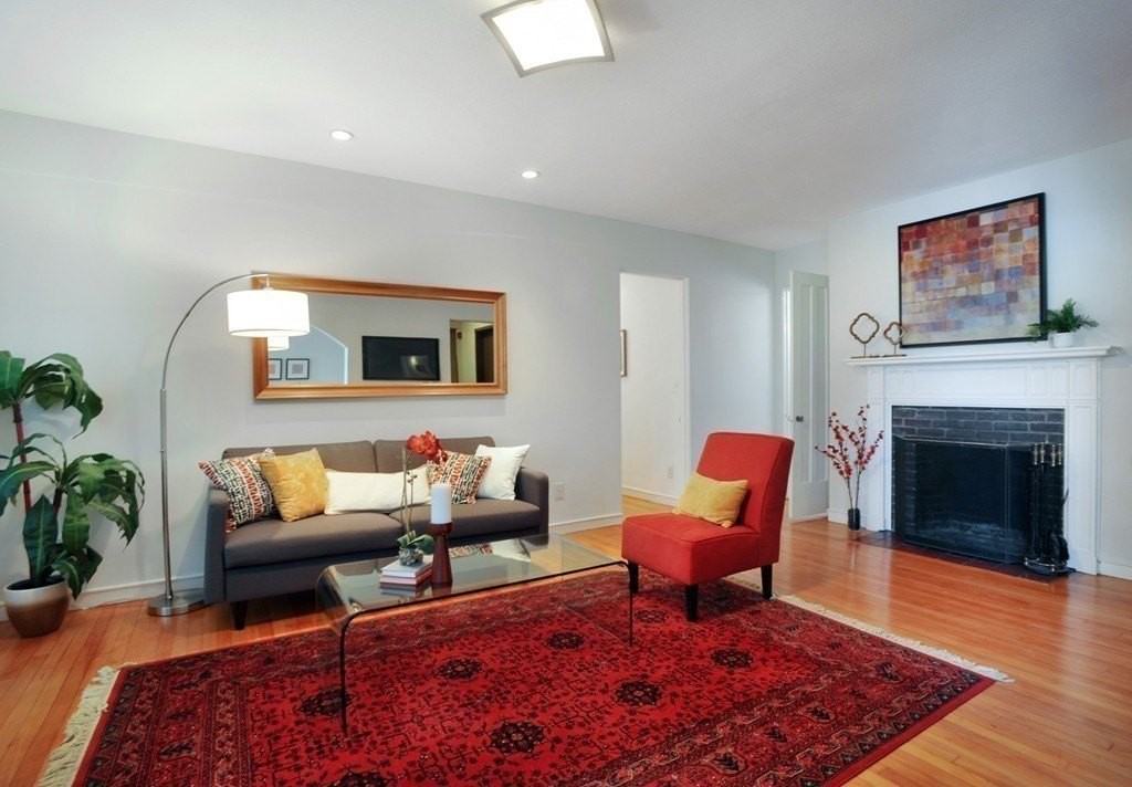 992 Memorial Dr #204 - Photo 4 of 18