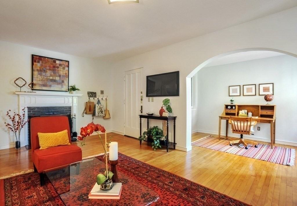 992 Memorial Dr #204 - Photo 7 of 18