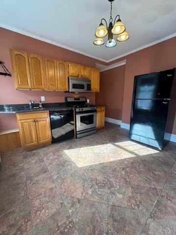 45 Broad St #2 - Photo 3 of 16