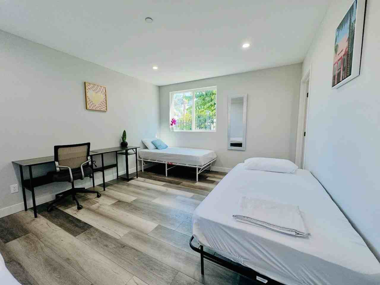 Arapahoe St - Photo 3 of 6