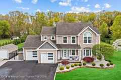 5 Autumn Ave - Photo 1 of 1