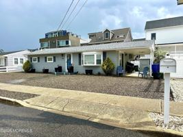 featured image of 225 Ocean Bay Blvd