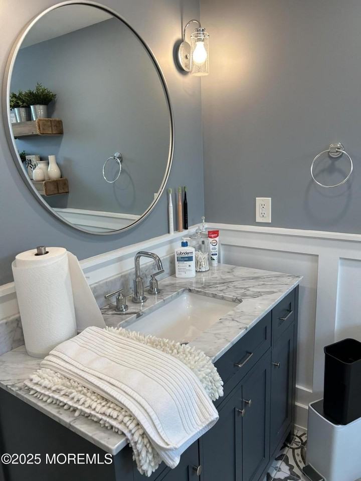 225 Ocean Bay Blvd - Photo 2 of 12