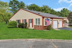 featured image of 9 Juniper Ln #50