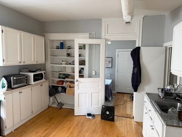 1933 N Damen Ave #3 - Photo 4 of 12