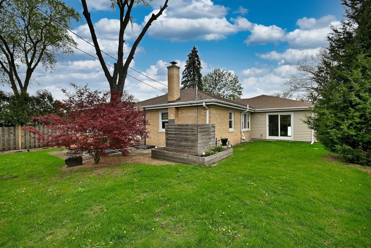 2307 Edna Ave - Photo 4 of 41