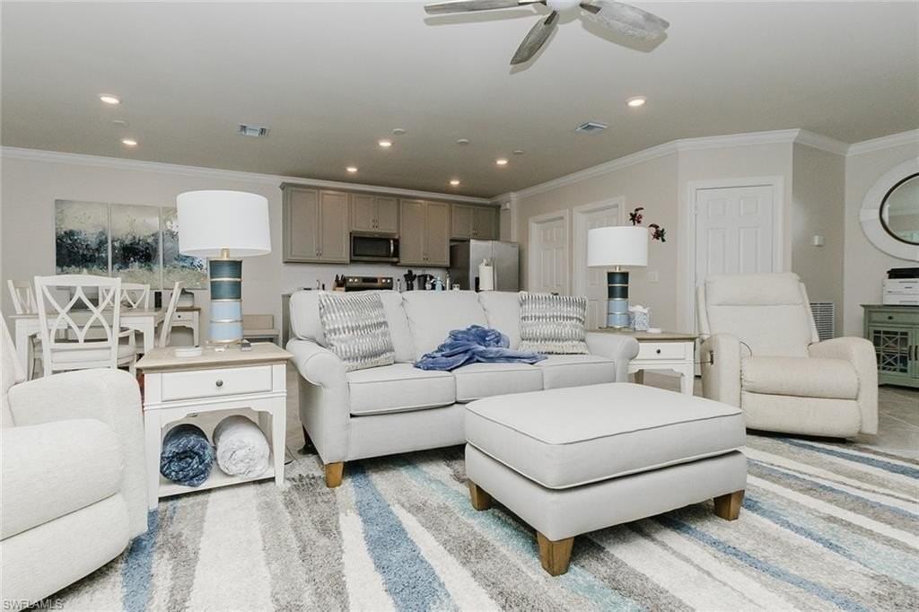6189 Harmony Dr - Photo 7 of 50