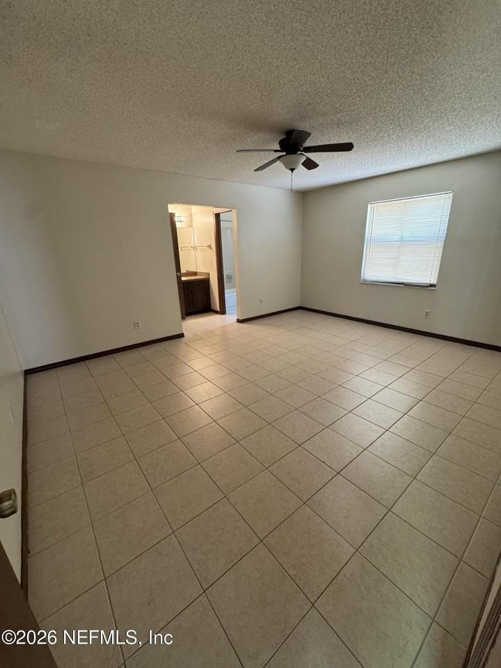 8321 Crosswind Rd - Photo 4 of 18