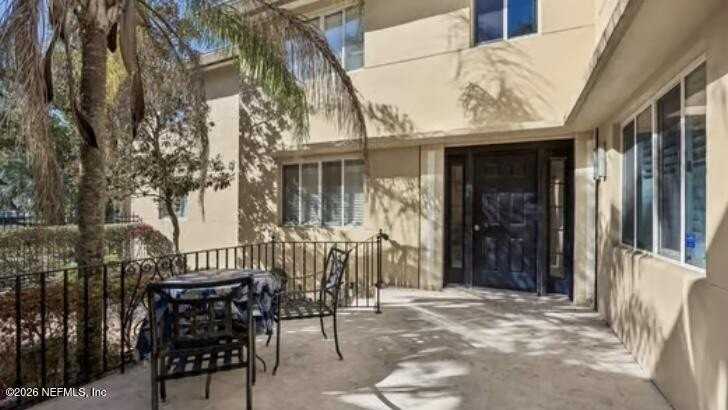 2159 Riverside Ave #7 - Photo 3 of 29