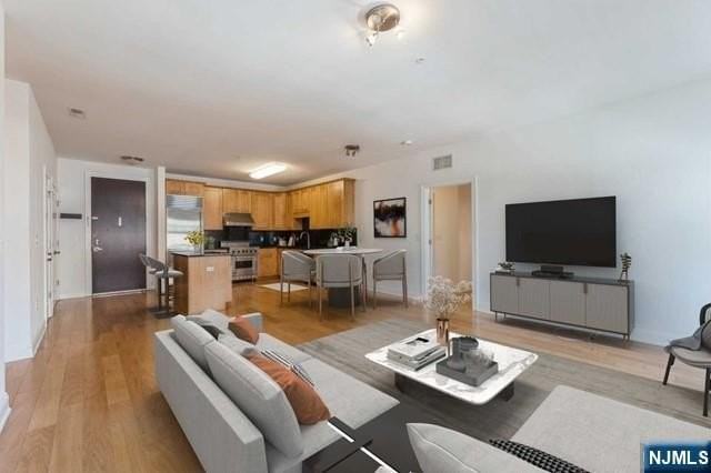 20 Ave At Port Imperial 324 - Photo 7 of 37