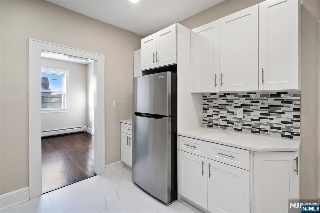 150 Shaw St - Photo 4 of 22