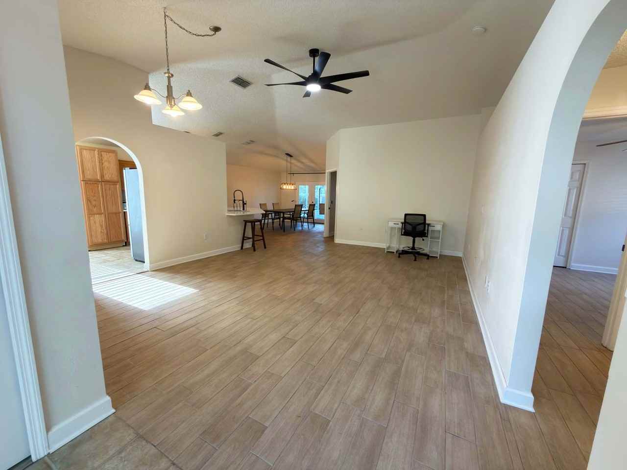 3411 Glenn Hollow Ct - Photo 3 of 15