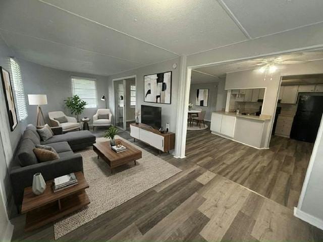 111 48th Ave W #316 - Photo 2 of 4