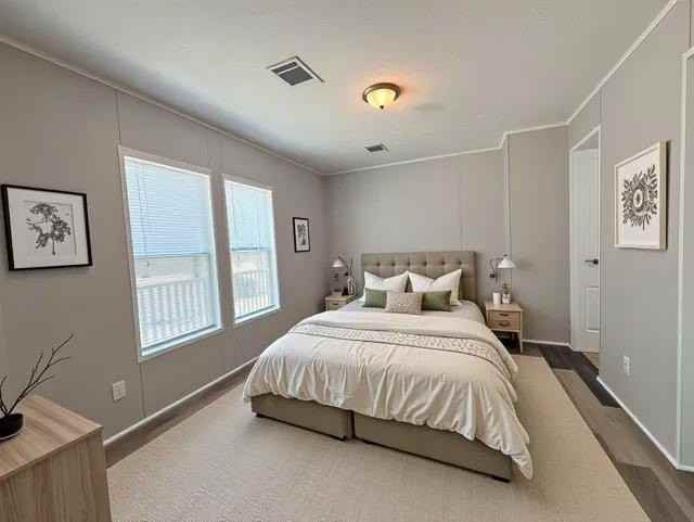 240 Creek Water Cir #402 - Photo 3 of 7