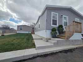 featured image of 206 Bluejay Ln #206