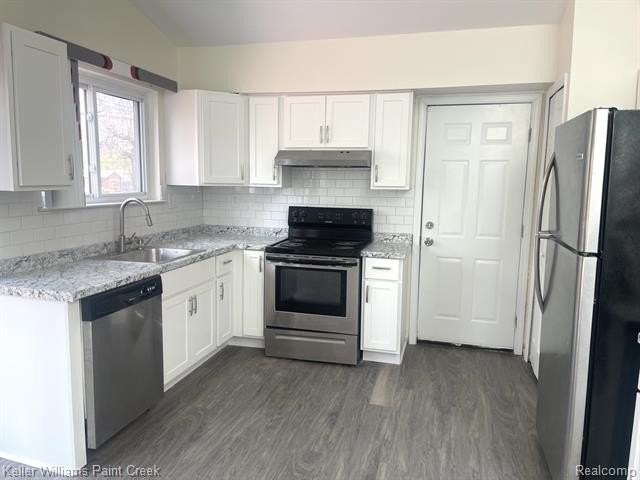 15570 Mount Vernon St - Photo 2 of 13