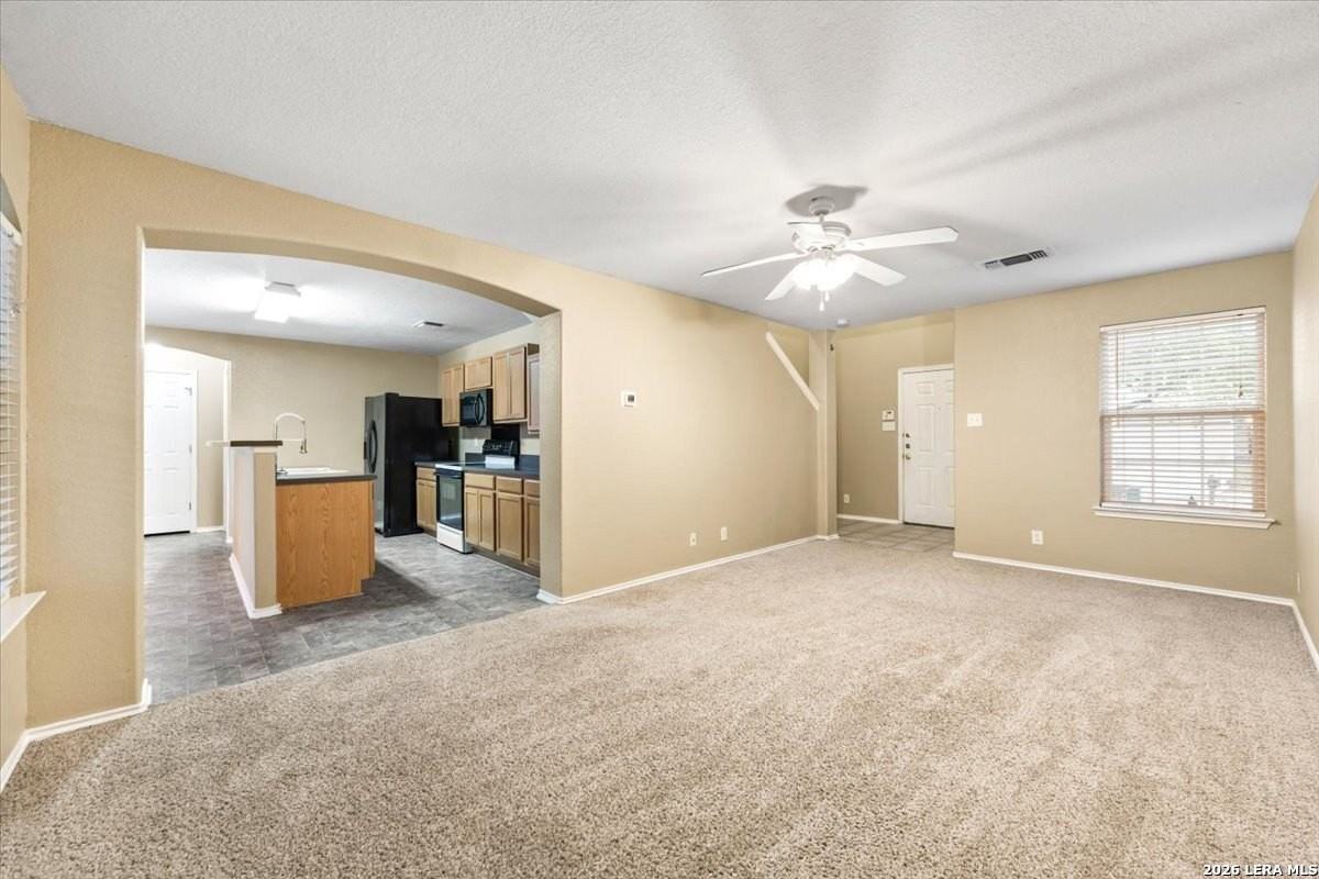5519 Tomas Cir - Photo 6 of 27
