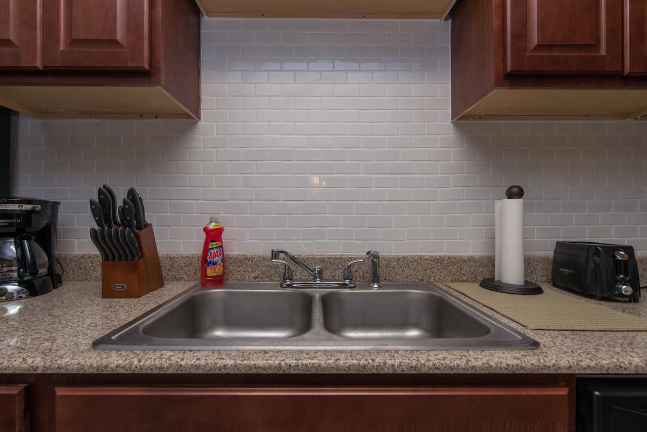 1324 NW 16TH AVENUE54 #54 - Photo 5 of 10