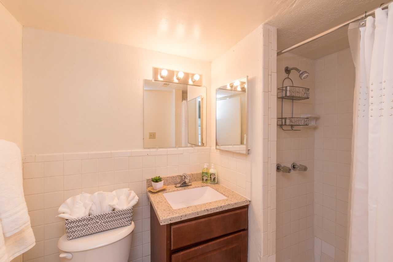 1324 NW 16TH AVENUE54 #54 - Photo 6 of 10