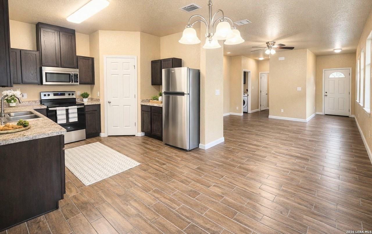 8711 8th St #1 - Photo 5 of 25